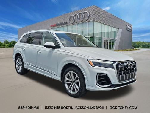 Glacier White 2025 Audi Q7 55 Premium Plus