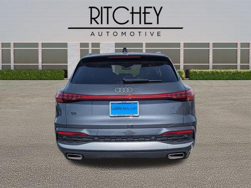 Tambora Gray 2025 Audi Q5 Premium Plus TFSI quattro S tronic