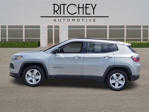 Billet Silver Metallic Clearcoat 2022 Jeep Compass Latitude
