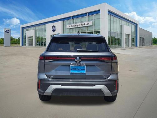 Platinum Gray 2025 Volkswagen Tiguan 2.0T SE