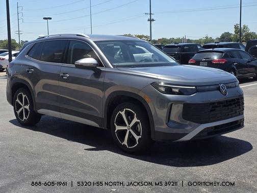 Platinum Gray 2025 Volkswagen Tiguan 2.0T SE