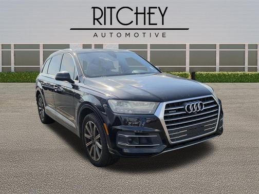 Orca Black 2017 Audi Q7 3.0T Premium