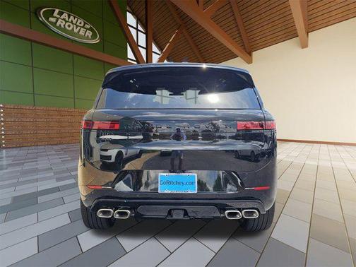 2025 Land Rover Range Rover Sport SE