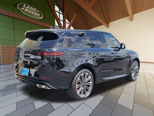 2025 Land Rover Range Rover Sport SE