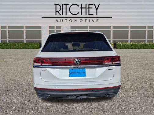 Opal White Pearl 2025 Volkswagen Atlas 2.0T SEL