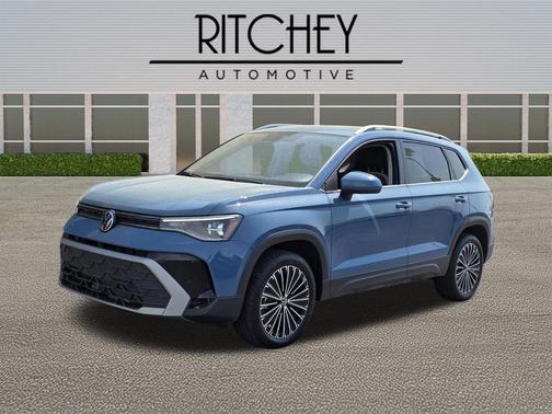 Monterey Blue Pearl 2025 Volkswagen Taos 1.5T SE
