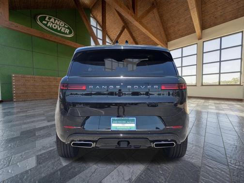Santorini Black 2025 Land Rover Range Rover Sport SE