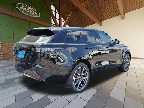 2026 Land Rover Range Rover Velar P400 Dynamic SE