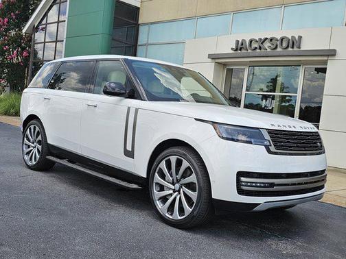 2025 Land Rover Range Rover P530 SE 7 Seat