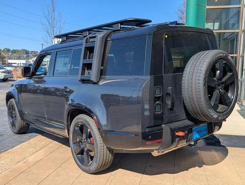 Carpathian Grey Prem Met 2026 Land Rover Defender P400 X