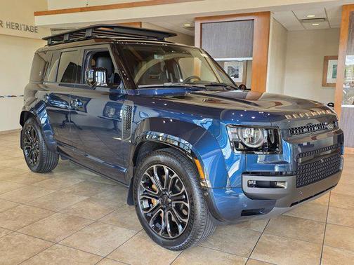 2026 Land Rover Defender OCTA