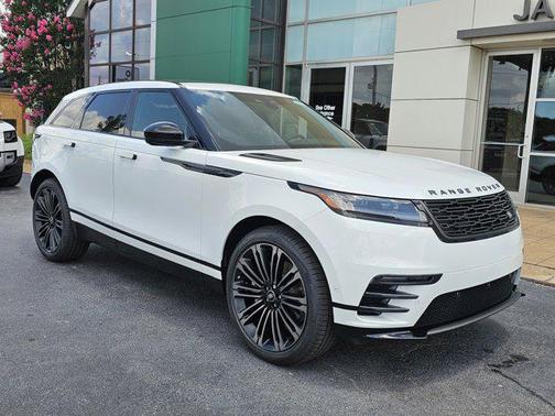 2026 Land Rover Range Rover Velar P250 SE R-Dynamic