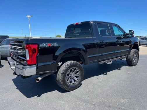 Shadow Black 2017 Ford F-250 Lariat