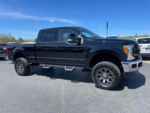 Shadow Black 2017 Ford F-250 Lariat
