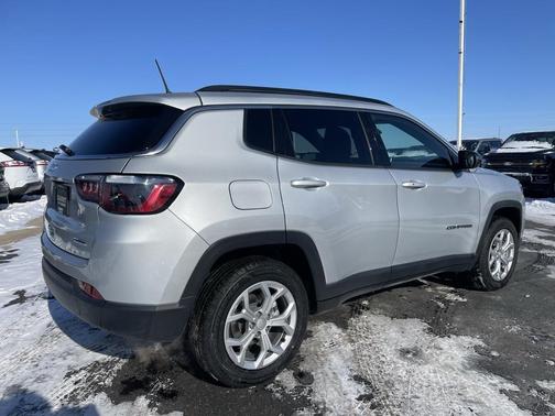 2024 Jeep Compass Latitude