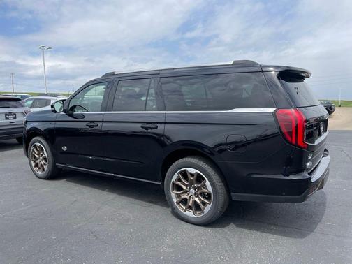 Black Metallic 2025 Ford Expedition Max King Ranch