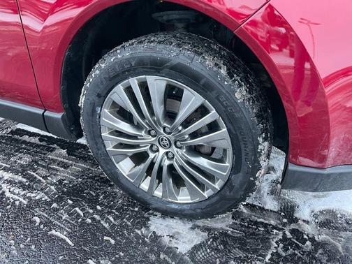 2021 Toyota Venza XLE