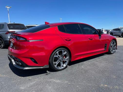 HiChroma Red 2018 Kia Stinger GT2