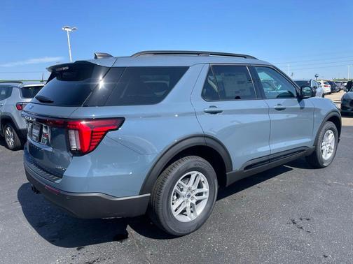 Vapor Blue Metallic 2026 Ford Explorer Active