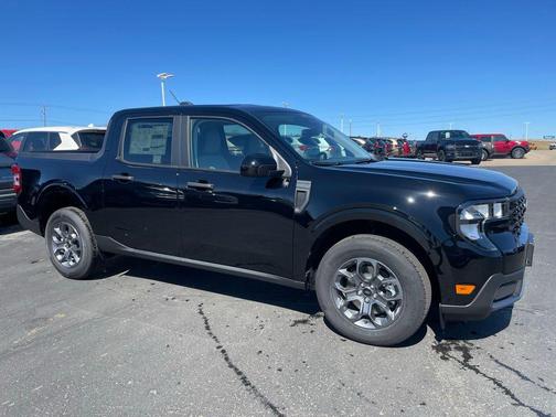 Shadow Black 2026 Ford Maverick XLT