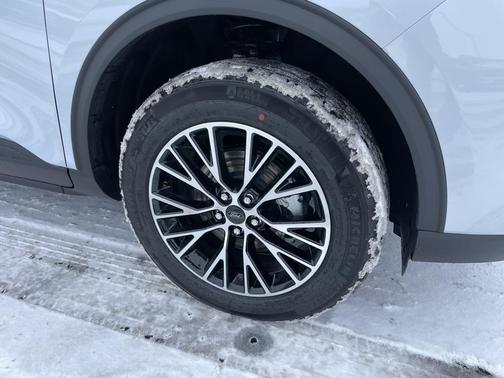 2026 Ford Escape PHEV Base