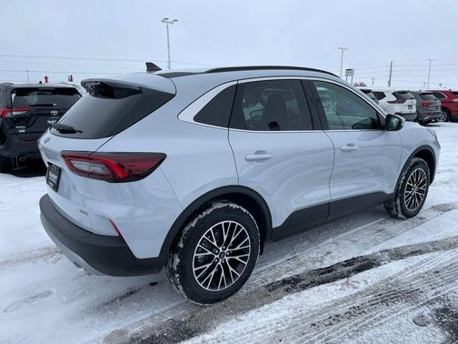 2026 Ford Escape PHEV Base