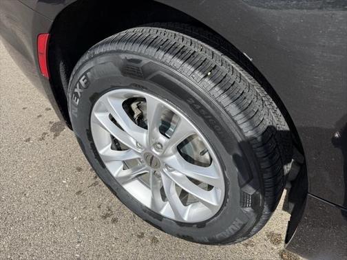 2022 Chrysler Pacifica Touring AWD