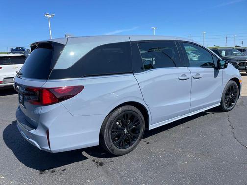 Sonic Gray Pearl 2025 Honda Odyssey Sport-L