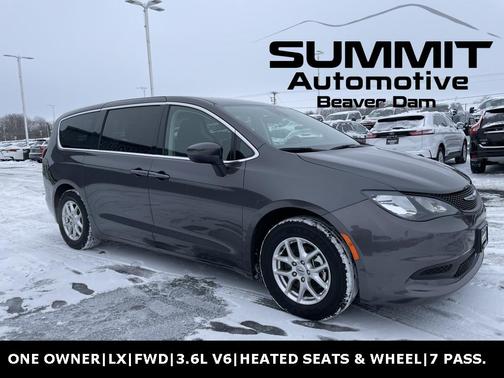 2023 Chrysler Voyager LX