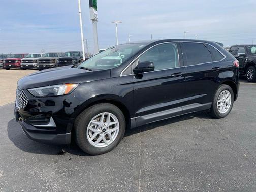Black Metallic 2023 Ford Edge SEL