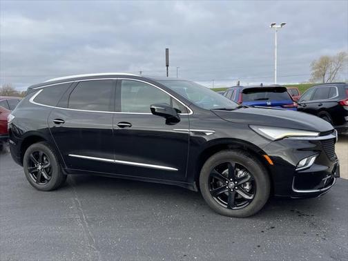 2023 Buick Enclave Essence AWD