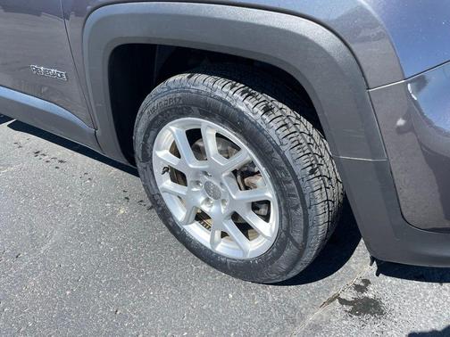 Granite Crystal Metallic Clearcoat 2020 Jeep Renegade Sport