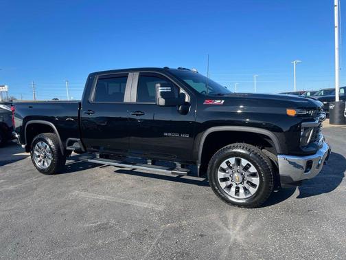 Black 2024 Chevrolet Silverado 3500 LT
