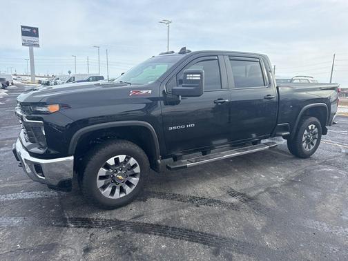 2024 Chevrolet Silverado 3500 LT