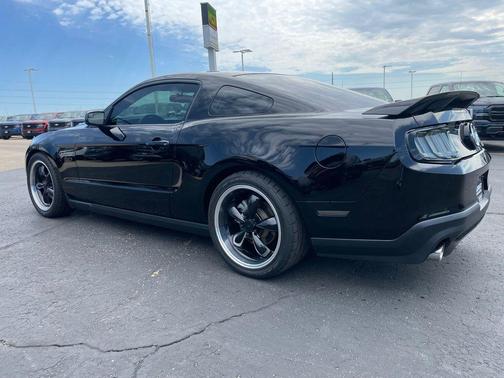 Black 2012 Ford Mustang GT Premium