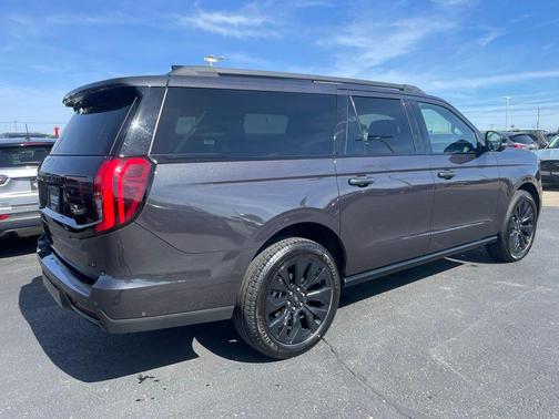 Dark Matter Gray Metallic 2025 Ford Expedition Max Platinum