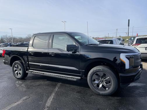 2025 Ford F-150 Lightning Flash