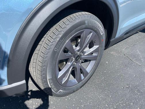 Vapor Blue Metallic 2026 Ford Explorer Active