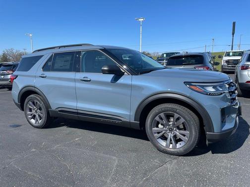 Vapor Blue Metallic 2026 Ford Explorer Active
