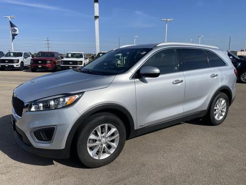 2017 Kia Sorento LX