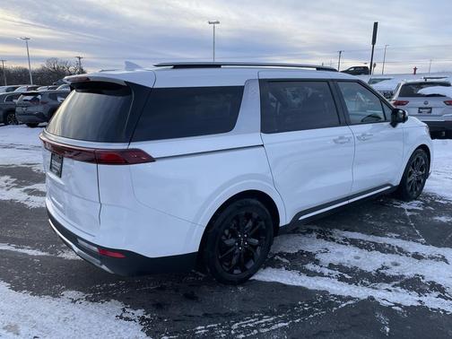 2024 Kia Carnival SX Prestige