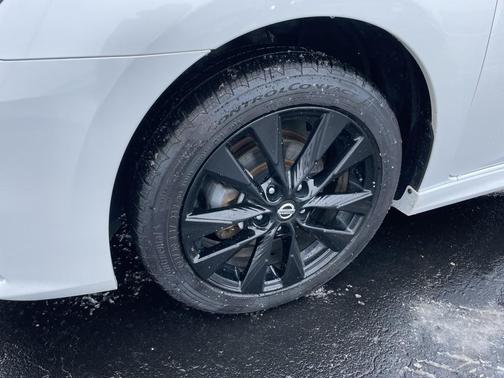 2017 Nissan Sentra SR