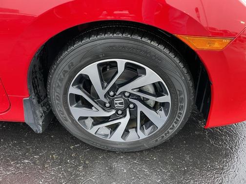 2016 Honda Civic LX-P