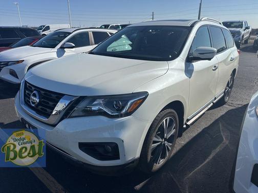Pearl White 2017 Nissan Pathfinder Platinum