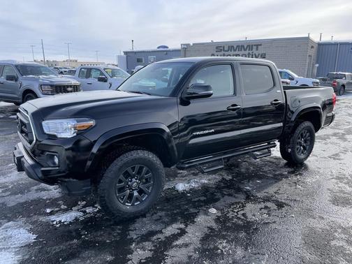 2023 Toyota Tacoma SR5