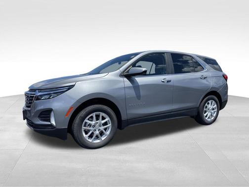 Sterling Gray Metallic 2024 Chevrolet Equinox 1LT