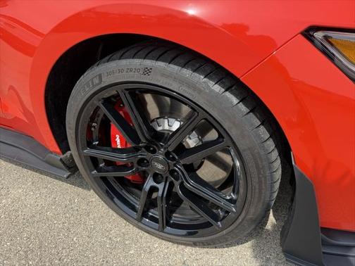 2022 Ford Shelby GT500 Base