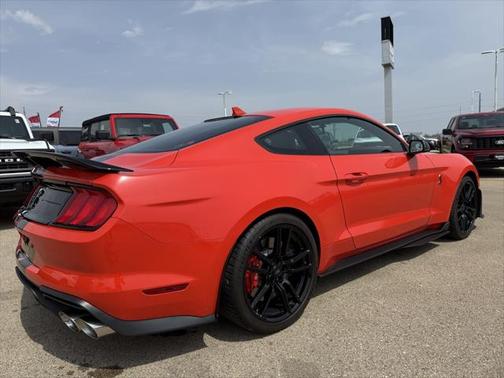 2022 Ford Shelby GT500 Base