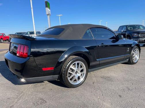 2009 Ford Shelby GT500 Base