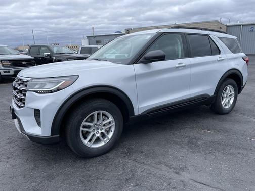 2026 Ford Explorer Active w/200A Pkg
